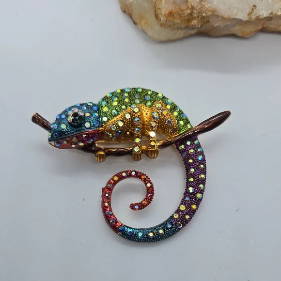 Colorful Chameleon Rhinestone Brooch Large Reptile Lizard Pin Sparkly Statement - Picture 5 of 5